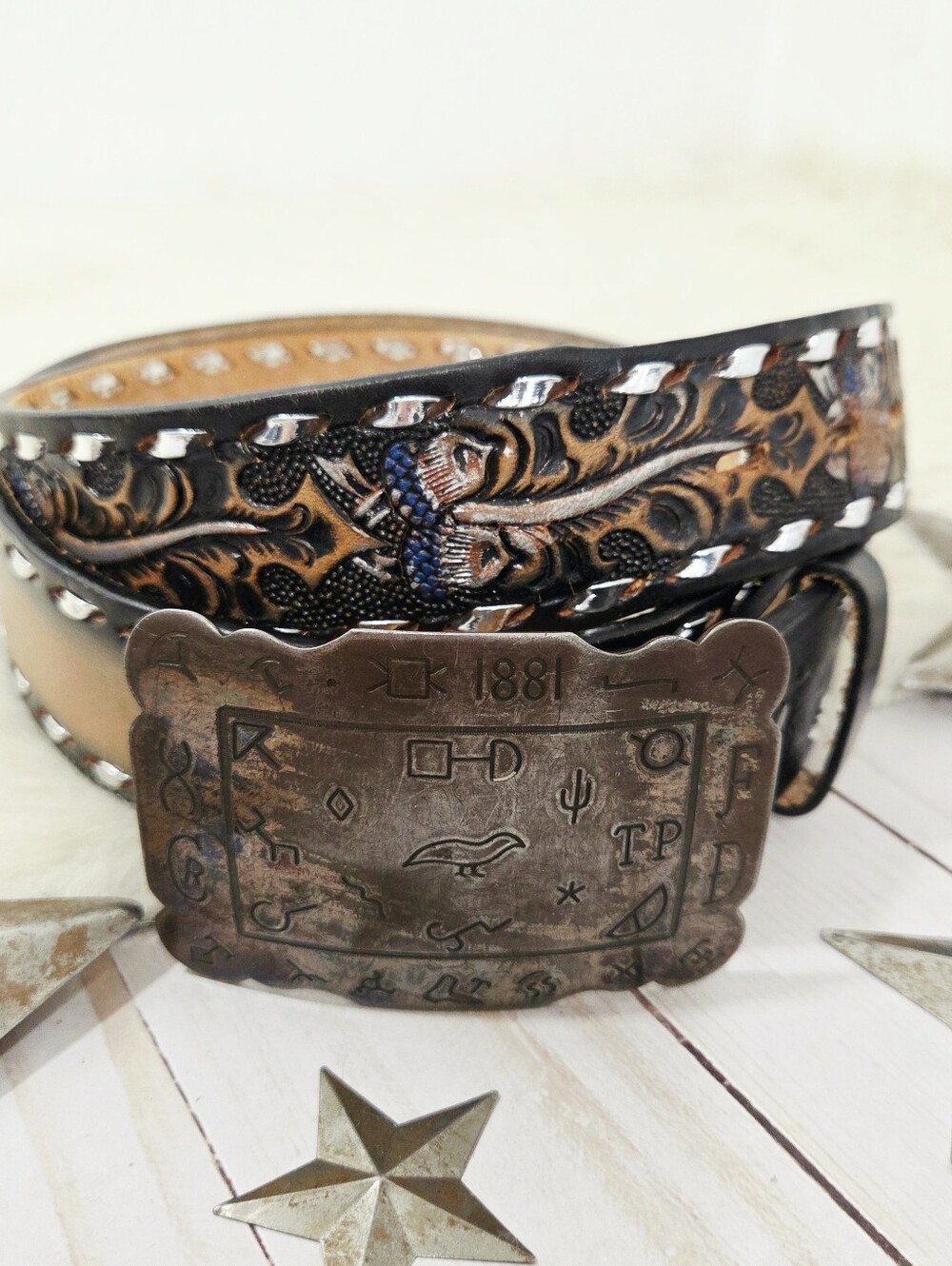 Vintage Lyntone hand tooled western belt silver laced blue acorn brand buckle 42